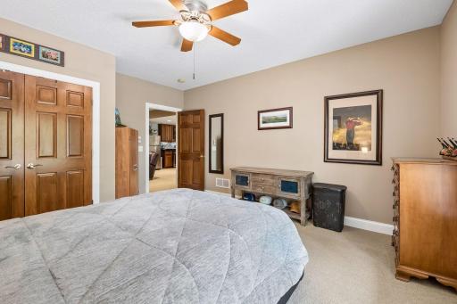 1454 Steeplechase Lane, 18, Eagan, MN 55122