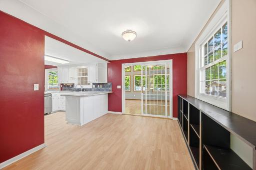 1065 Jorgenson Street SE, Hutchinson, MN 55350