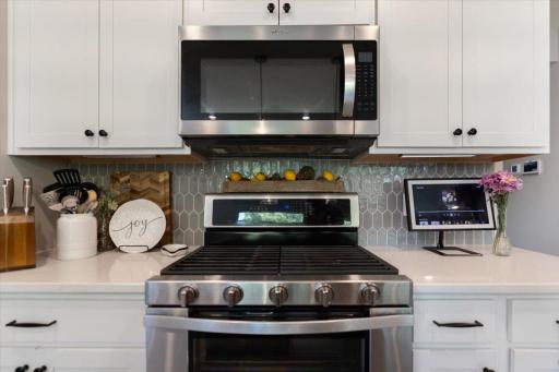 Gas stove
