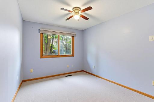 1157 Aston Circle, Burnsville, MN 55337