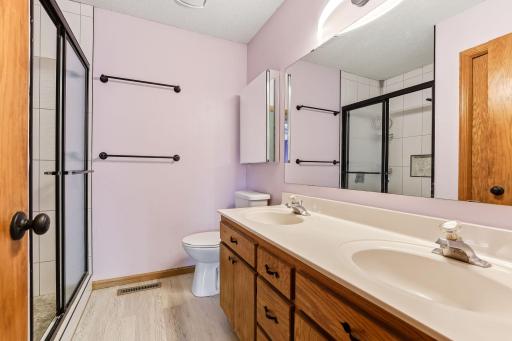 1157 Aston Circle, Burnsville, MN 55337