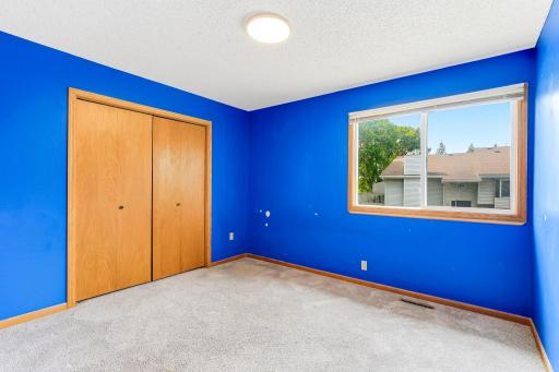 1157 Aston Circle, Burnsville, MN 55337