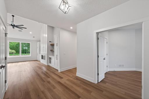 08_12127_Osage_St_NW8_mls.jpg