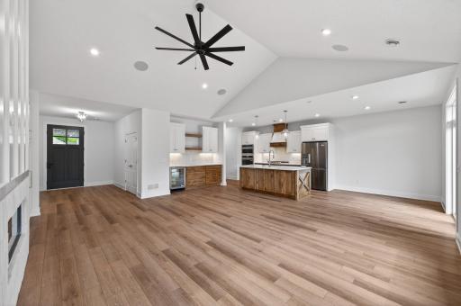12_12127_Osage_St_NW12_mls.jpg
