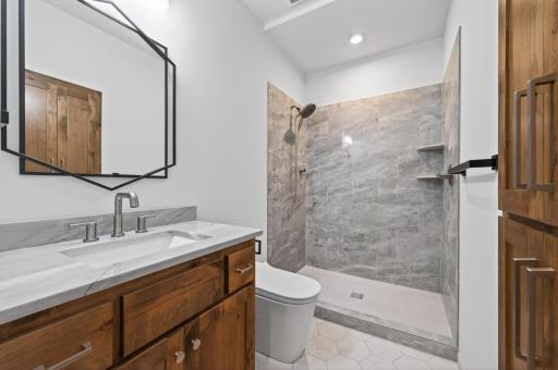 29_12127_Osage_St_NW29_mls.jpg