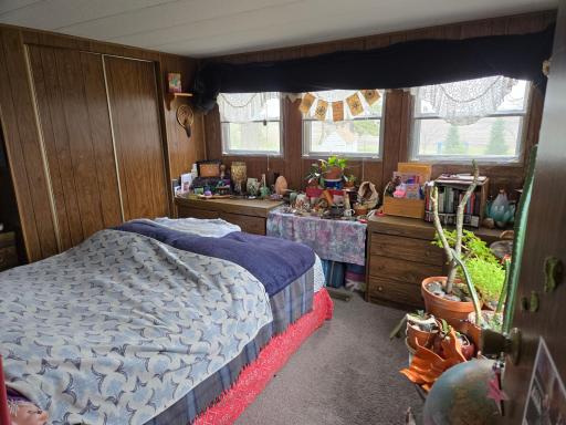 Trailer Bed 1.jpg