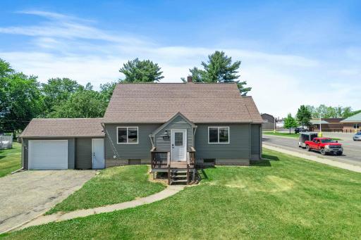 1000 W Lyon Avenue, Lake City, MN 55041