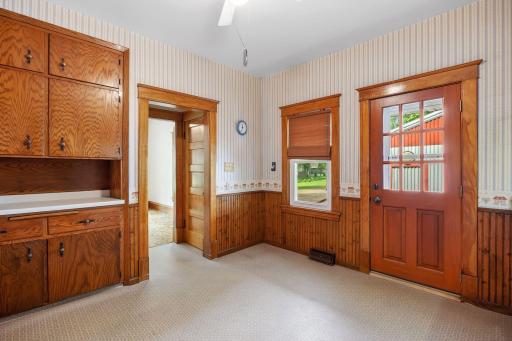340 Excelsior Avenue N, Annandale, MN 55302