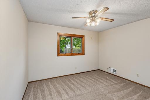1493 Arundel Street, Saint Paul, MN 55117