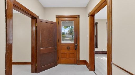 Entry way