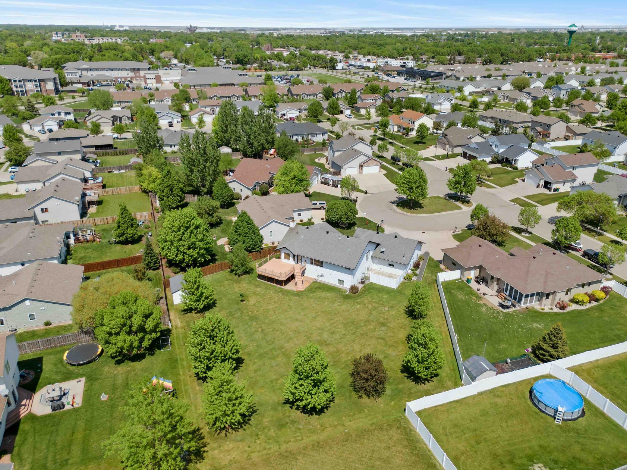 1536 Cambridge Dr WF-8 2.JPG