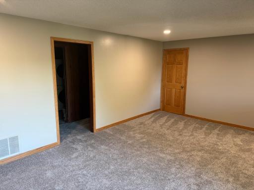 712 S Washington Street, New Ulm, MN 56073