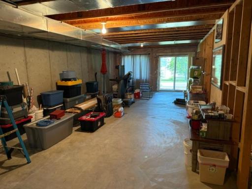 2714 Village Drive, Faribault, MN 55021