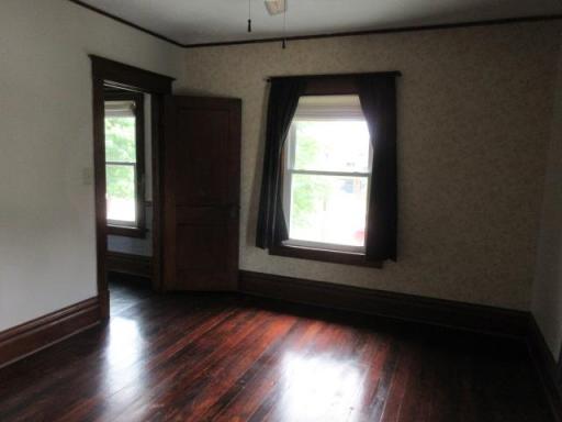 416 E Division Street, Elbow Lake, MN 56531