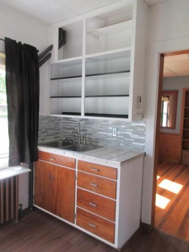 416 E Division Street, Elbow Lake, MN 56531