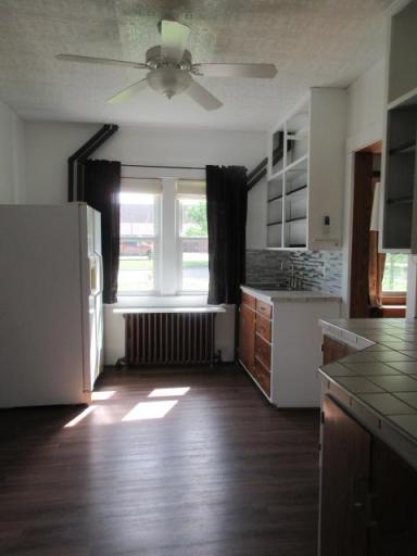 416 E Division Street, Elbow Lake, MN 56531