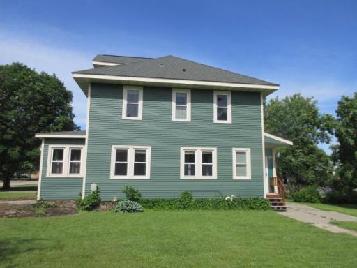 416 E Division Street, Elbow Lake, MN 56531