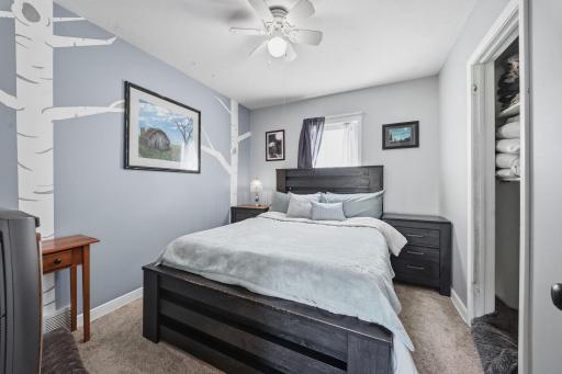 5025 Zenith Avenue N, Minneapolis, MN 55429
