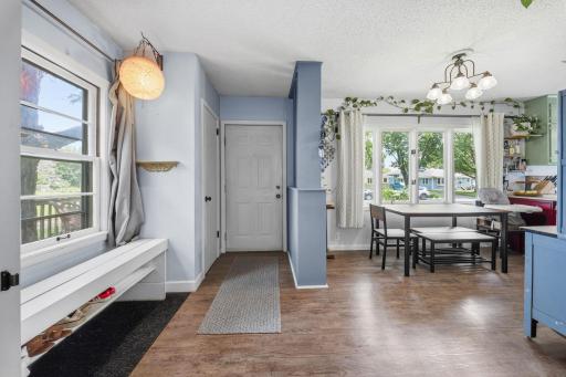 5025 Zenith Avenue N, Minneapolis, MN 55429