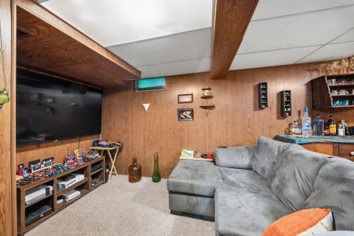 5025 Zenith Avenue N, Minneapolis, MN 55429
