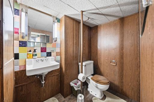 5025 Zenith Avenue N, Minneapolis, MN 55429