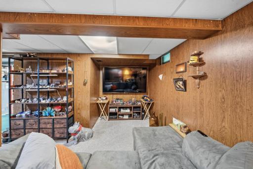 5025 Zenith Avenue N, Minneapolis, MN 55429