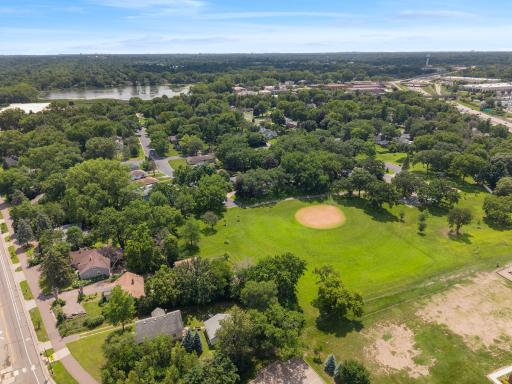 5025 Zenith Avenue N, Minneapolis, MN 55429