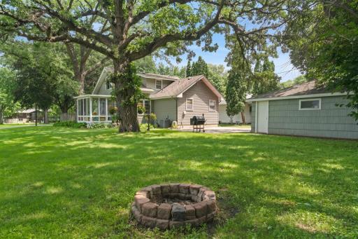 5025 Zenith Avenue N, Minneapolis, MN 55429