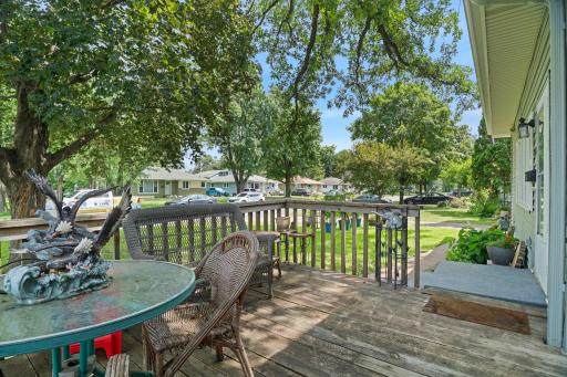 5025 Zenith Avenue N, Minneapolis, MN 55429