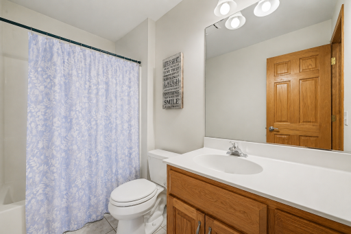 8150 9th Street Place N, Saint Paul, MN 55128