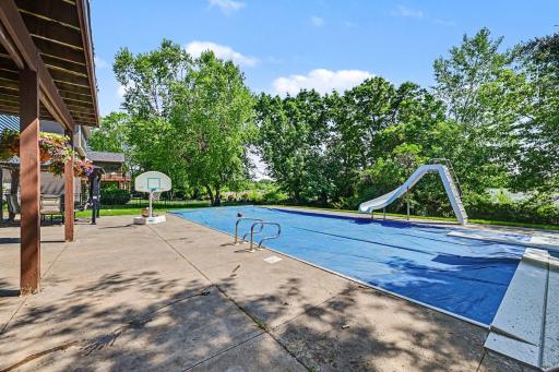 8150 9th Street Place N, Saint Paul, MN 55128