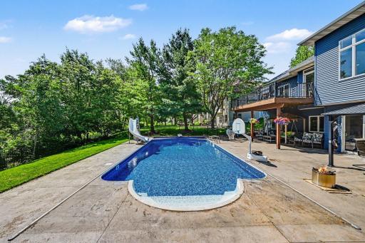 8150 9th Street Place N, Saint Paul, MN 55128