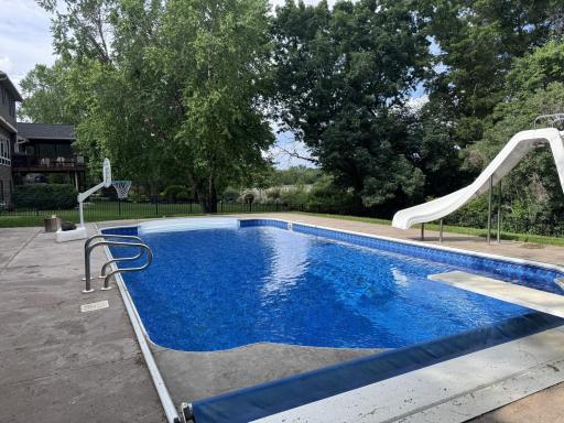 8150 9th Street Place N, Saint Paul, MN 55128