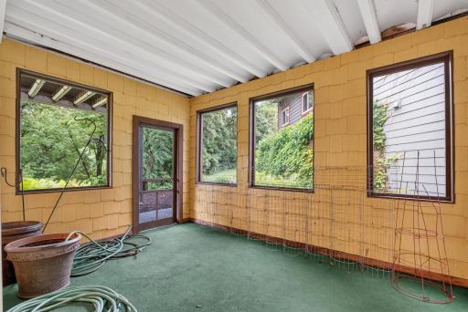 Bring the outdoors in with this extraordinary greenhouse-inspired living space.