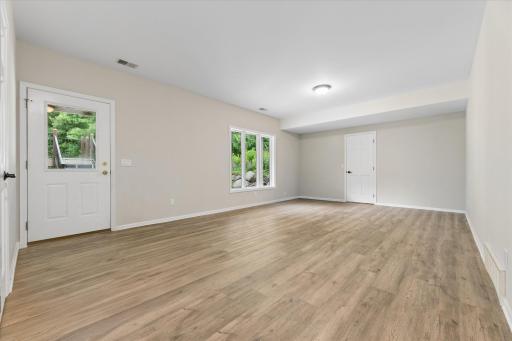 1665 County Road 5 SW, Howard Lake, MN 55349