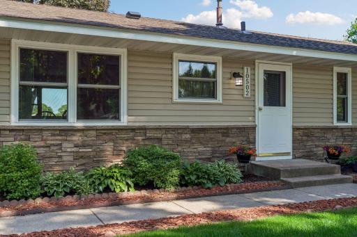 10502 Lancaster Lane North - Spacecrafting - 0002.jpg