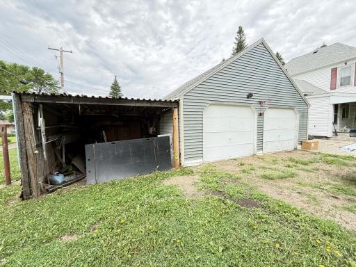 324 E Maple Street, Sacred Heart, MN 56285
