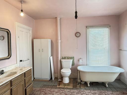 324 E Maple Street, Sacred Heart, MN 56285