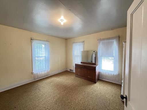 324 E Maple Street, Sacred Heart, MN 56285