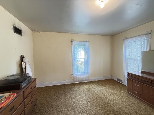 324 E Maple Street, Sacred Heart, MN 56285