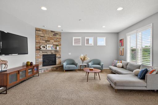 3671 Pointe Pass NW, Prior Lake, MN 55372