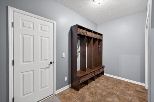 3671 Pointe Pass NW, Prior Lake, MN 55372