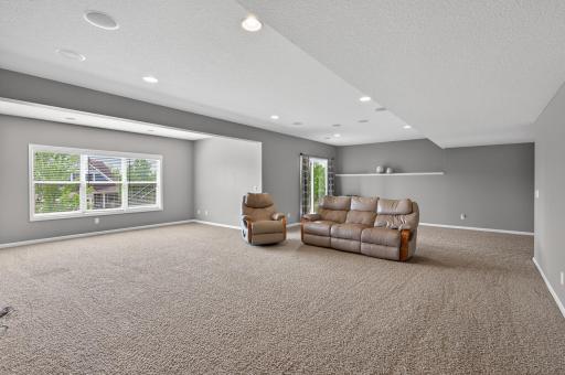 3671 Pointe Pass NW, Prior Lake, MN 55372