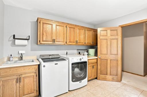 18430 Jasper Ct, Lakeville, MN 55044