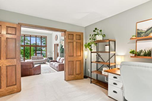 18430 Jasper Ct, Lakeville, MN 55044