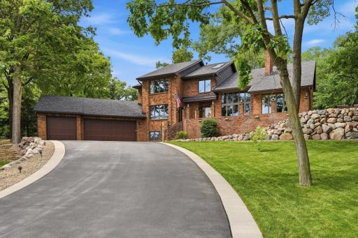 18430 Jasper Ct, Lakeville, MN 55044