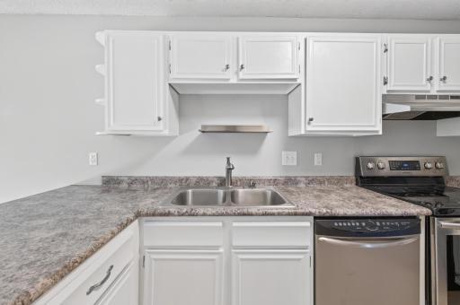 3575 York Drive, Woodbury, MN 55125
