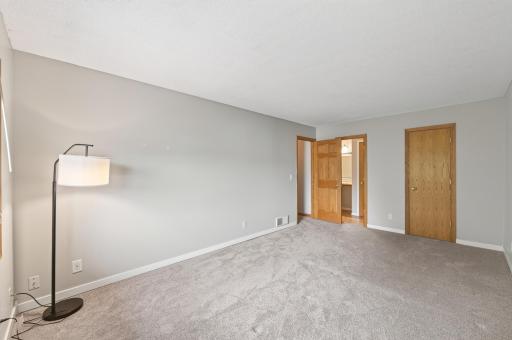 3575 York Drive, Woodbury, MN 55125
