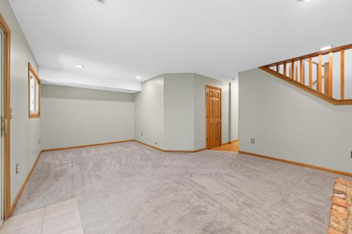 3575 York Drive, Woodbury, MN 55125