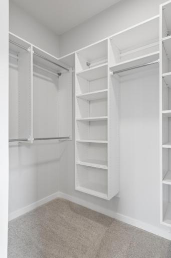 Photo taken from previous model with a similar floorplan. While similar, some options shown in the picture may not be included in this pricing. Please ask for a detailed list of included features for this listing.
